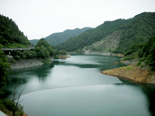 宮ヶ瀬湖