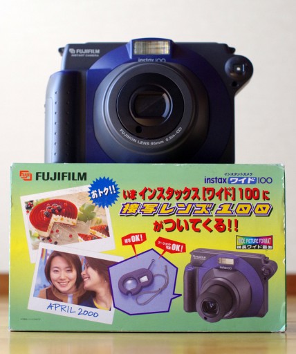 FUJIFILM INSTAX100