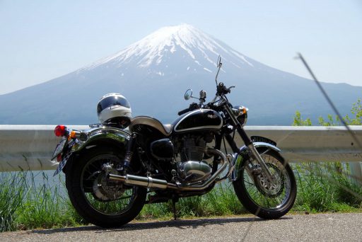 エストレヤと富士山